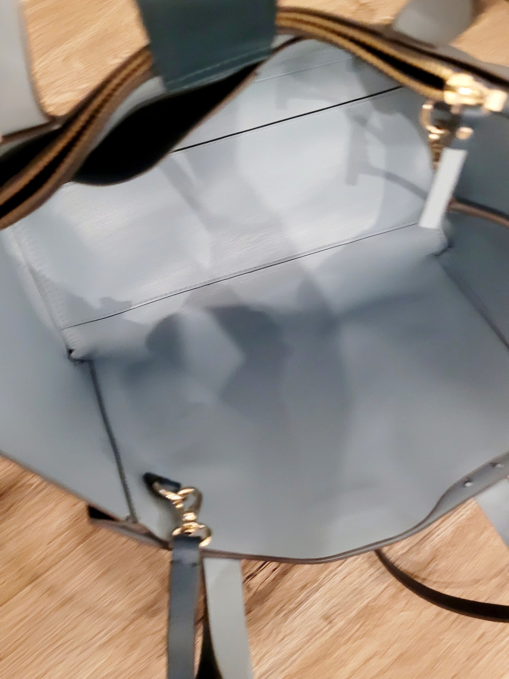 Kate Spade Putnam Drive Nelle Tote - Picture 6 of 8